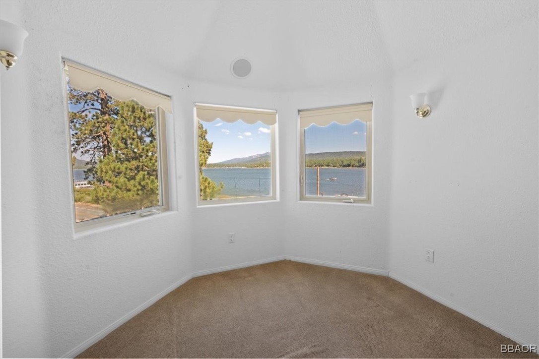 38512 North Shore Drive Property Photo 36