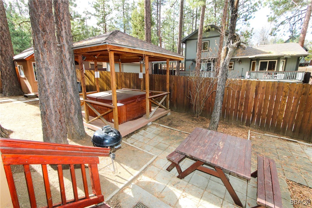 590 Summit Boulevard Property Photo 25