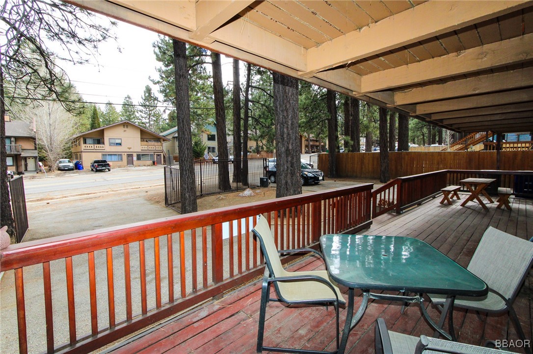 590 Summit Boulevard Property Photo 28