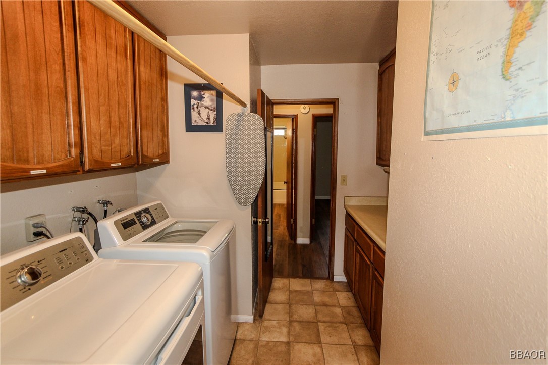 1084 Hugo Lane Property Photo 23