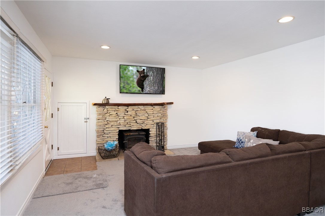 1007 Knickerbocker Road Property Photo 7