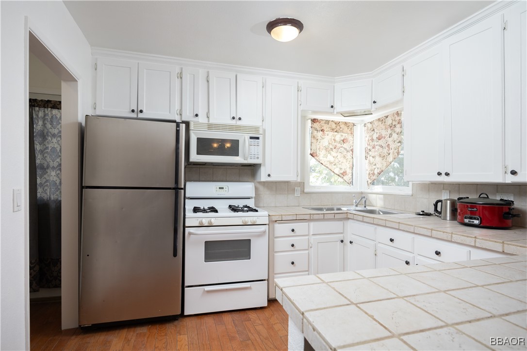 1007 Knickerbocker Road Property Photo 12