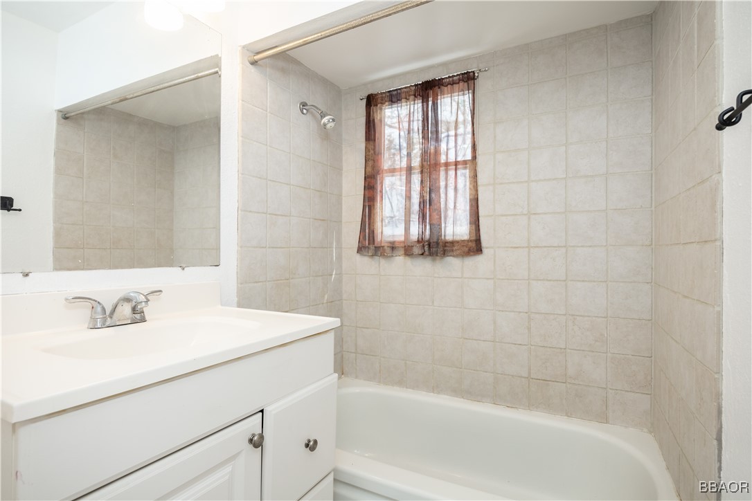 1007 Knickerbocker Road Property Photo 17