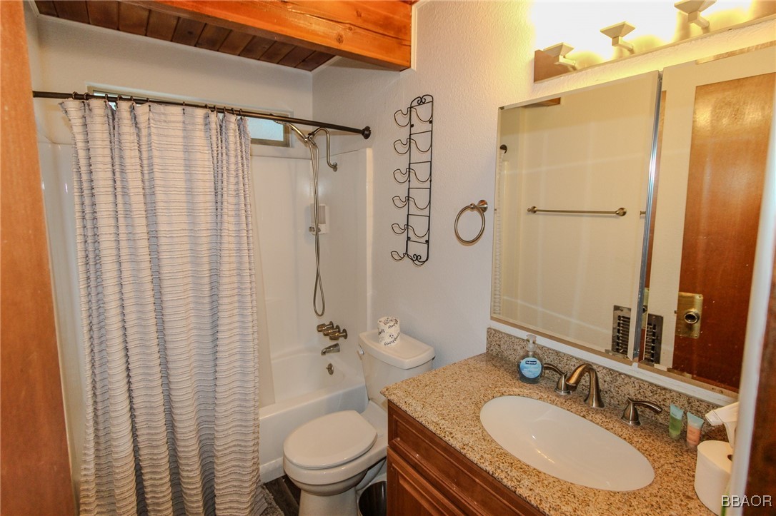 202 West Sherwood Boulevard Property Photo 12