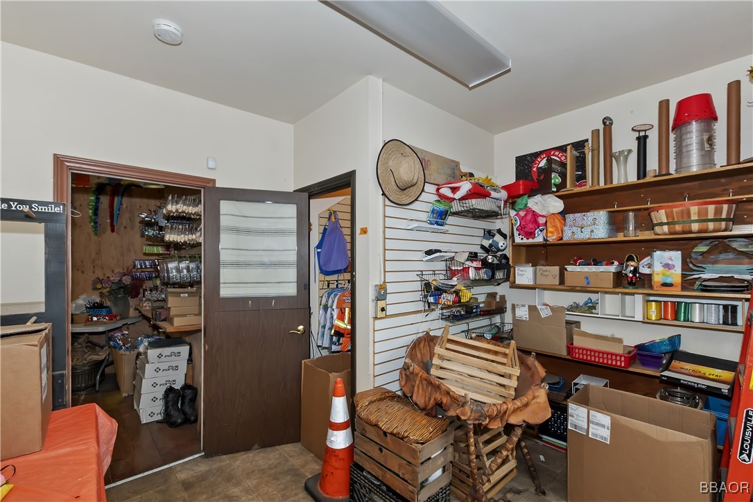 40728 Village Drive Property Photo 12