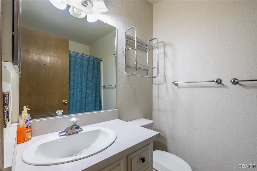 41935 Switzerland Drive 36 Property Photo 17