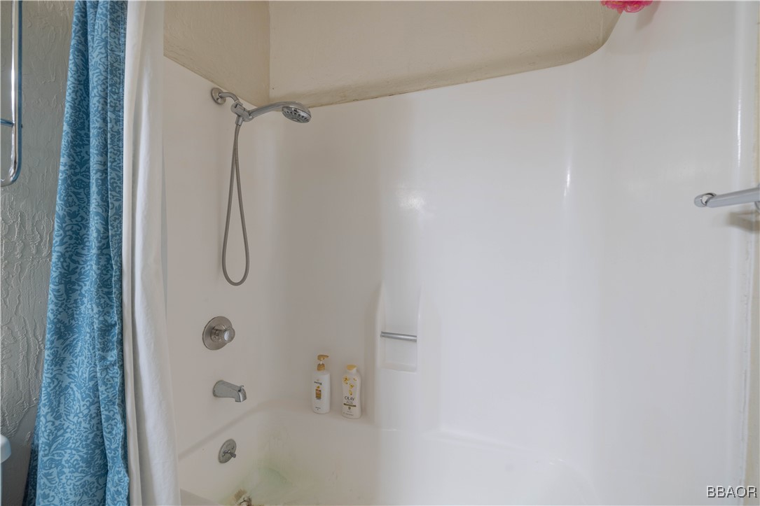 41935 Switzerland Drive 36 Property Photo 25