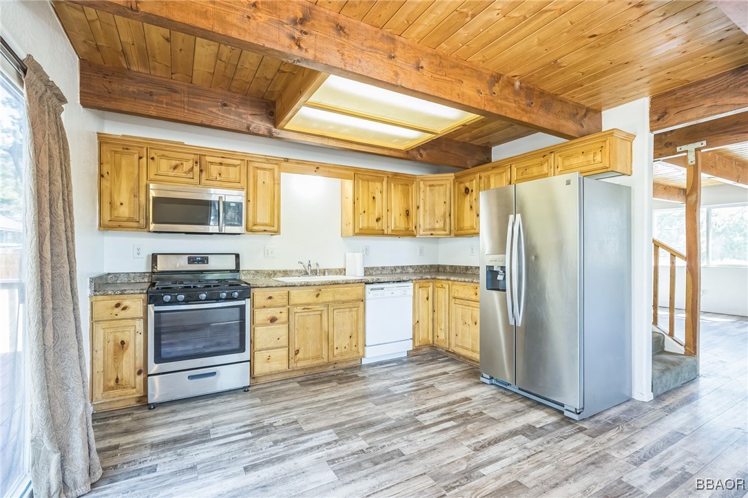 1050 Paradise Way Property Photo 15