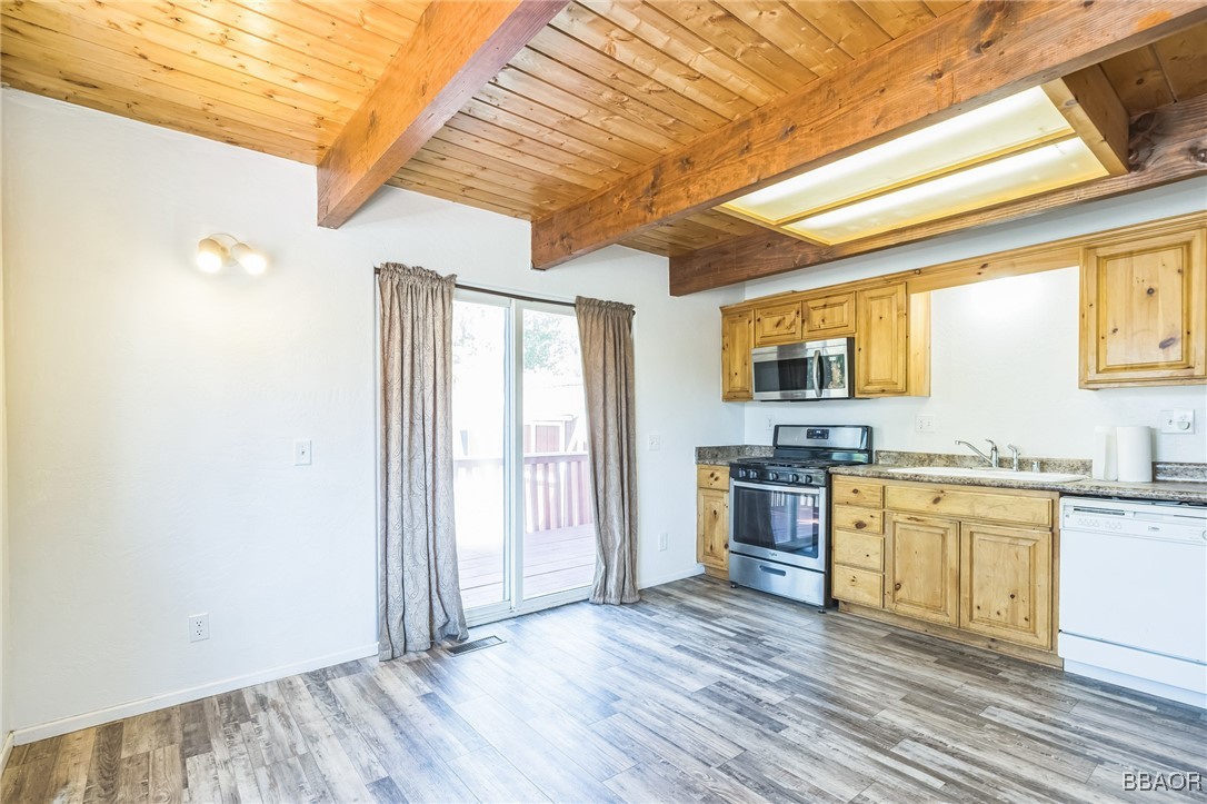 1050 Paradise Way Property Photo 17