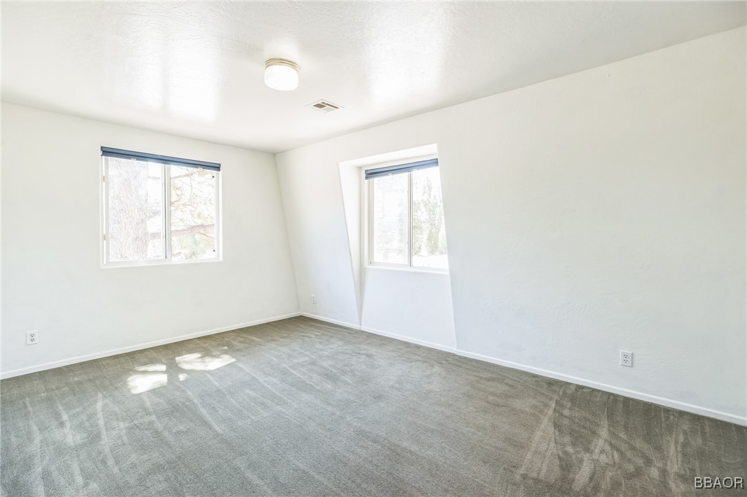 1050 Paradise Way Property Photo 26
