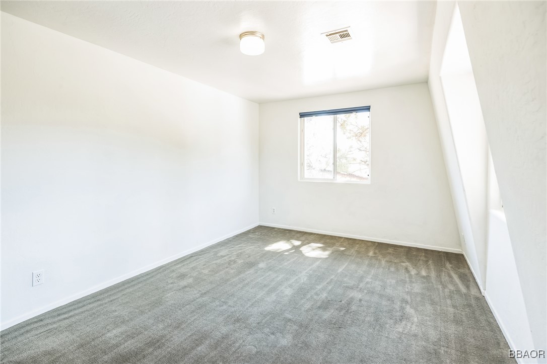 1050 Paradise Way Property Photo 28