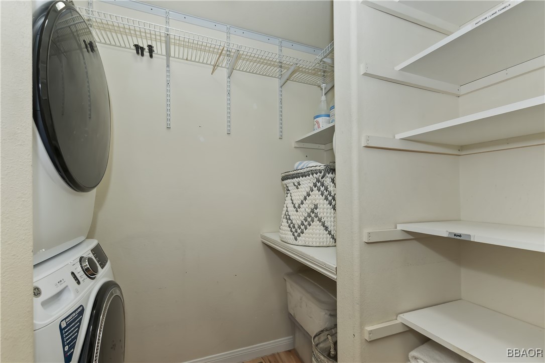 605 East Barker Boulevard Property Photo 21
