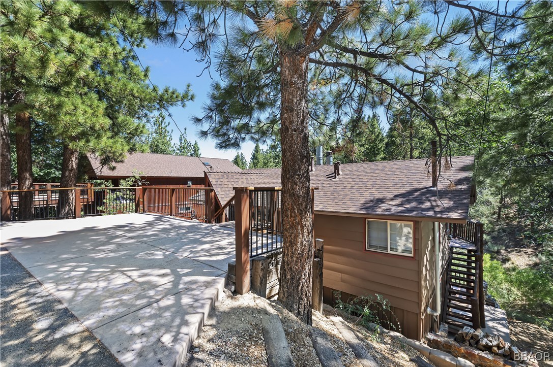 1212 South Minton Avenue Property Photo 1