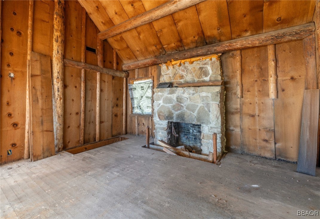 28503 Rim Of The World Highway Property Photo 11