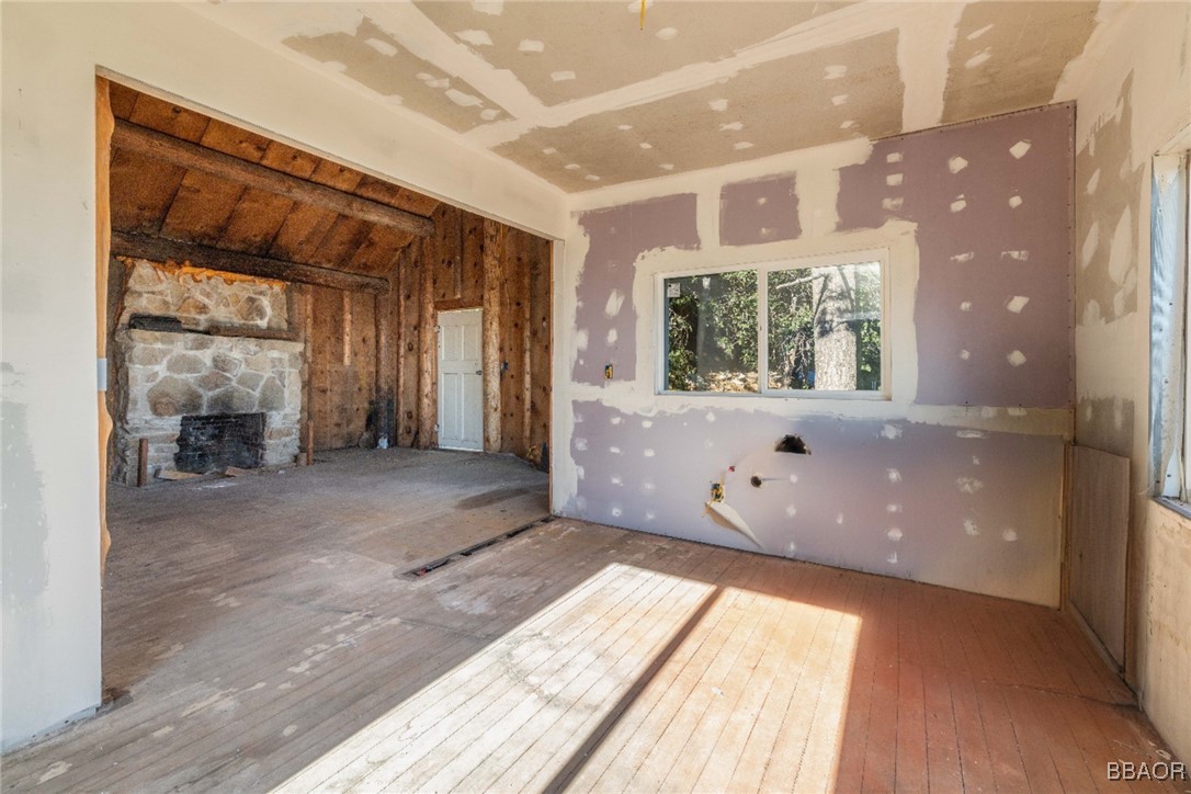 28503 Rim Of The World Highway Property Photo 13