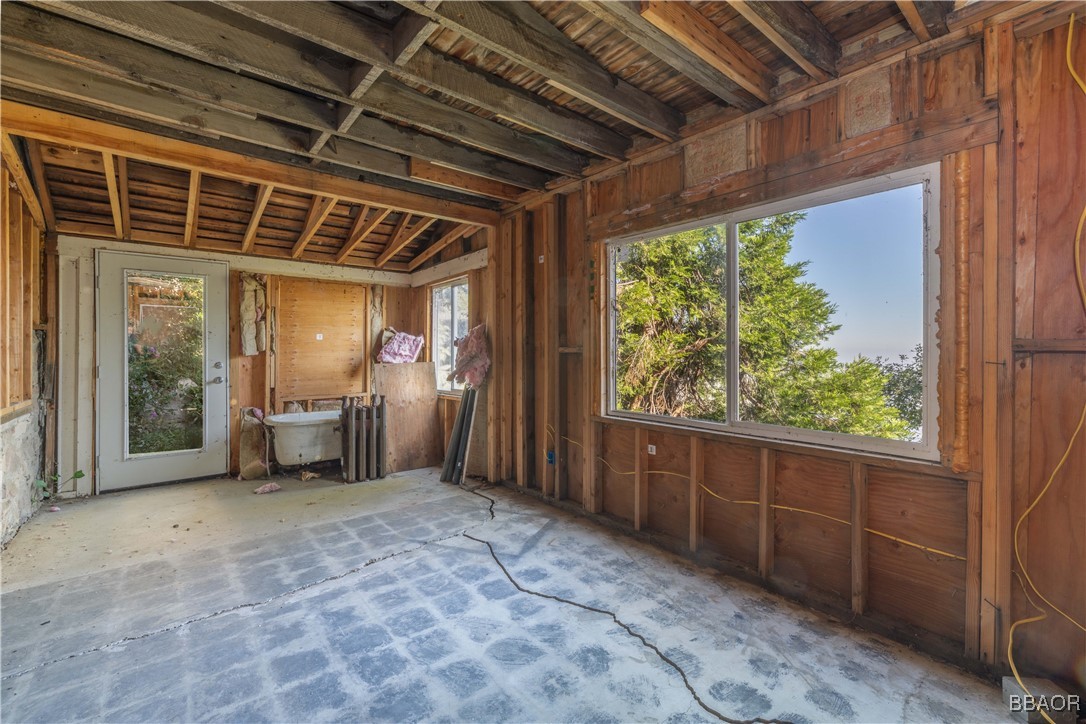 28503 Rim Of The World Highway Property Photo 19