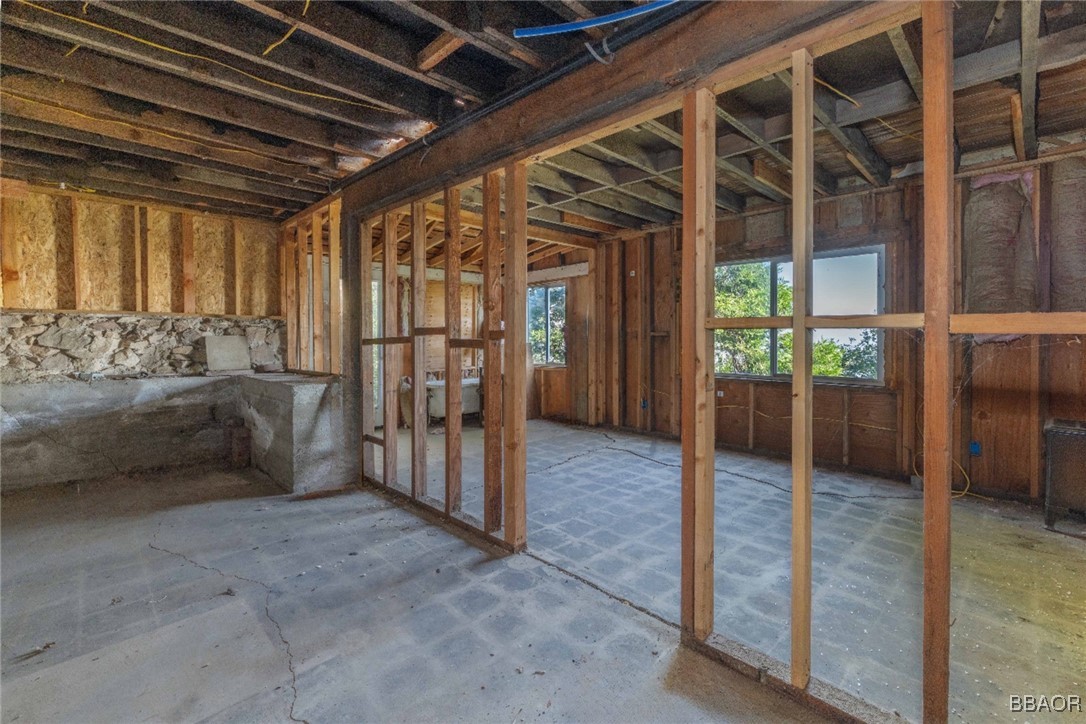 28503 Rim Of The World Highway Property Photo 21