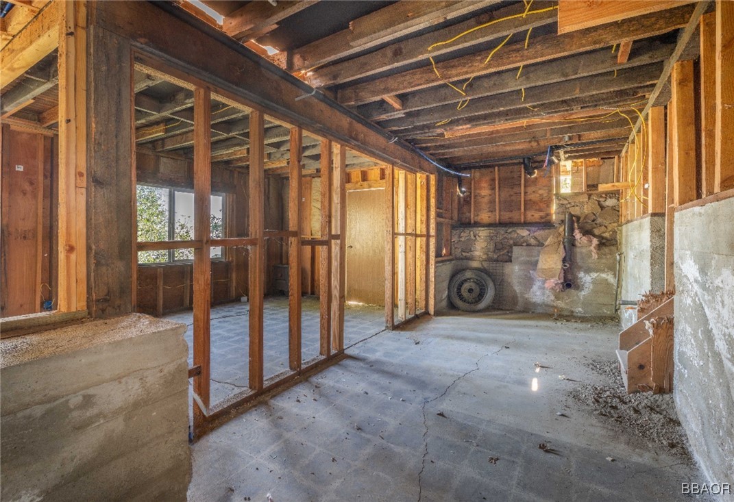 28503 Rim Of The World Highway Property Photo 22