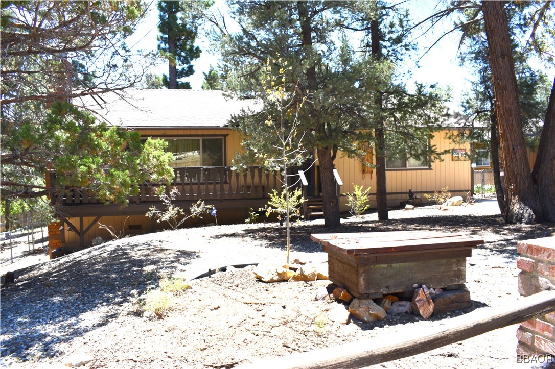 1112 Mount Whitney Drive Property Photo 1
