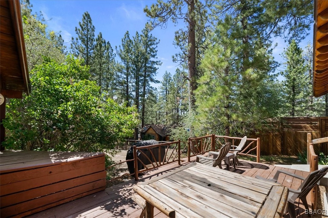 39989 Hillcrest Property Photo 25