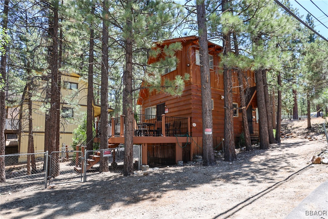 641 Sugarloaf Boulevard Property Photo 2