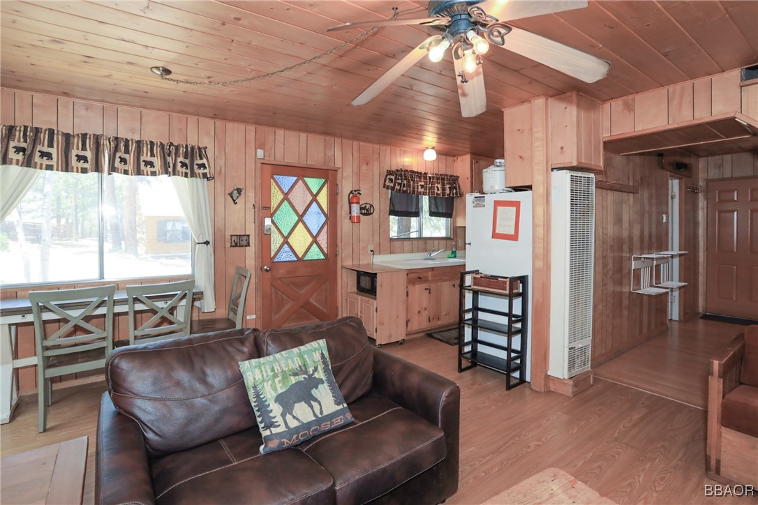 641 Sugarloaf Boulevard Property Photo 7