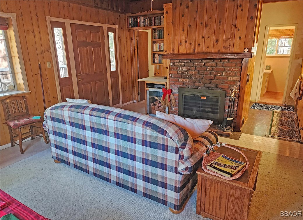 2481 Spruce Drive Property Photo 9