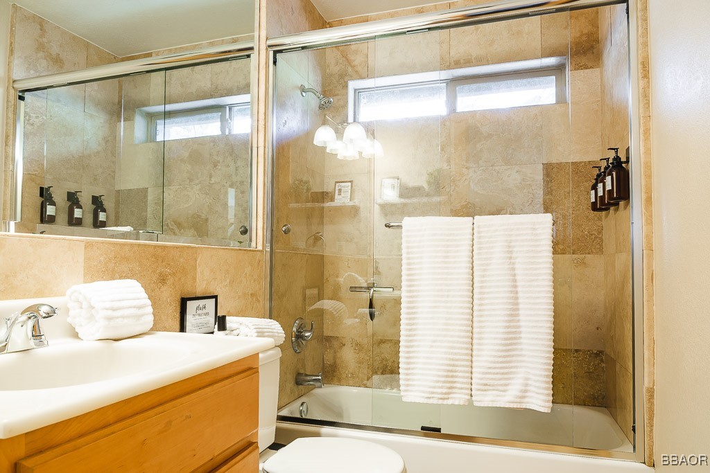516 Irving Way Property Photo 27