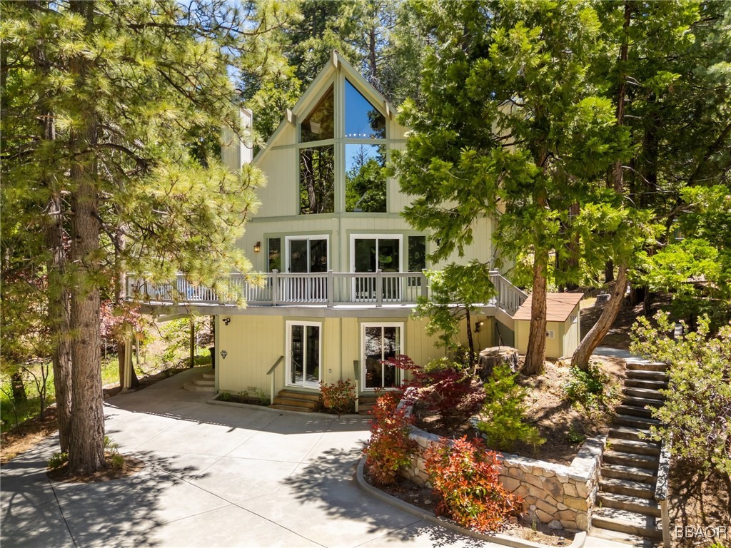 635 Grass Valley Road Property Photo 1