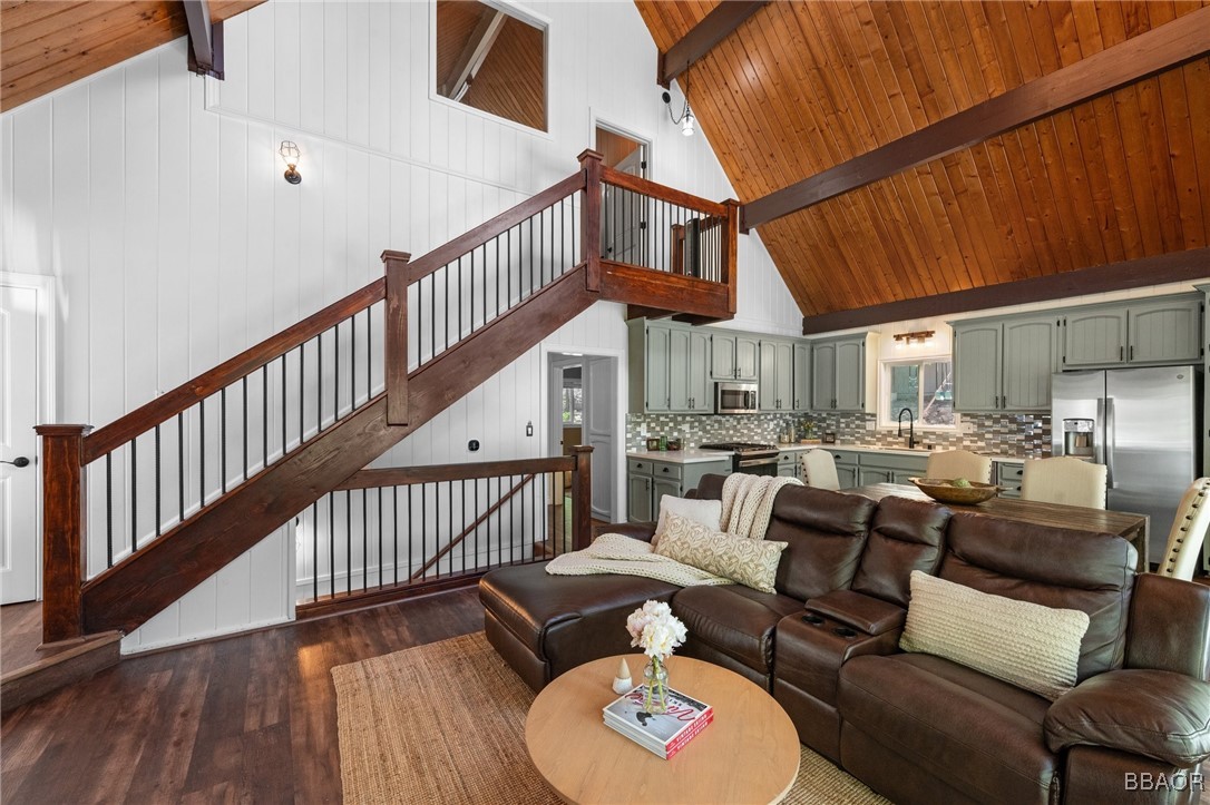 635 Grass Valley Road Property Photo 7