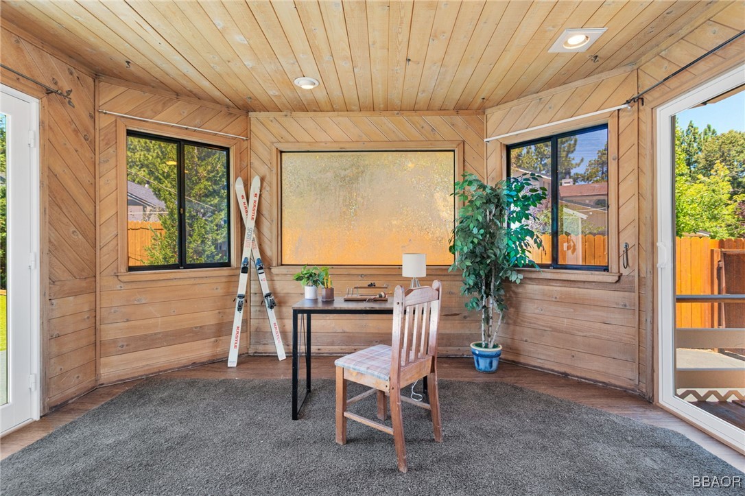 377 Sites Way Property Photo 14