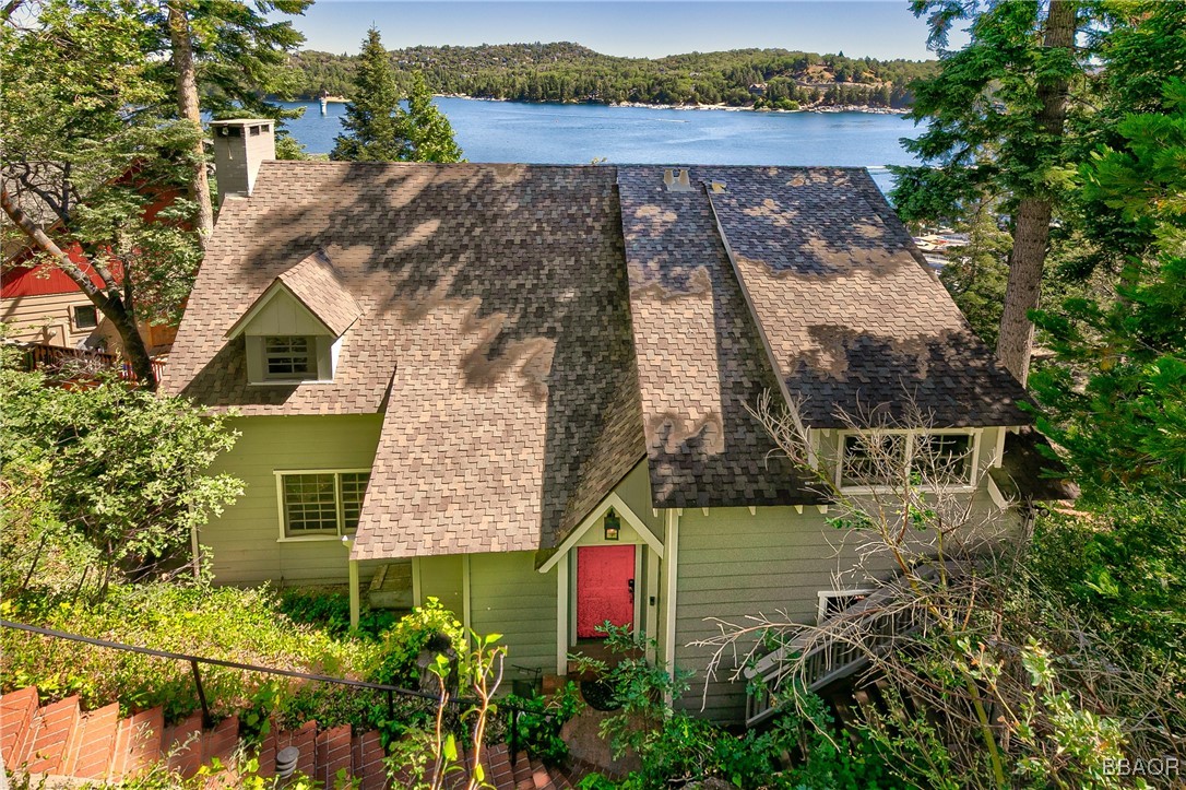 28782 Palisades Drive Property Photo 1