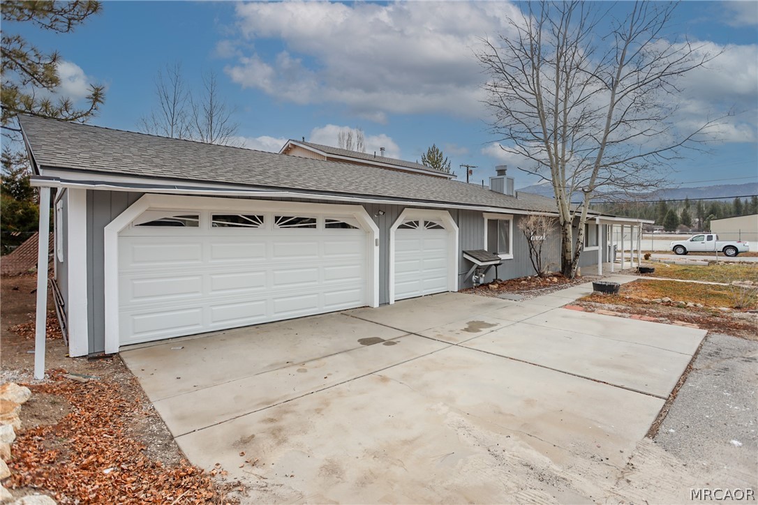 171 West Meadow Lane Property Photo 3