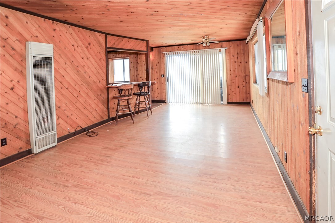 171 West Meadow Lane Property Photo 11
