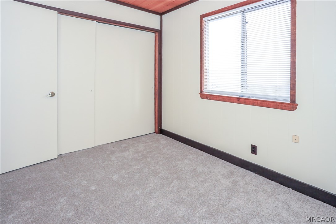 171 West Meadow Lane Property Photo 25