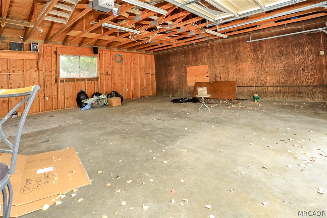 171 West Meadow Lane Property Photo 28