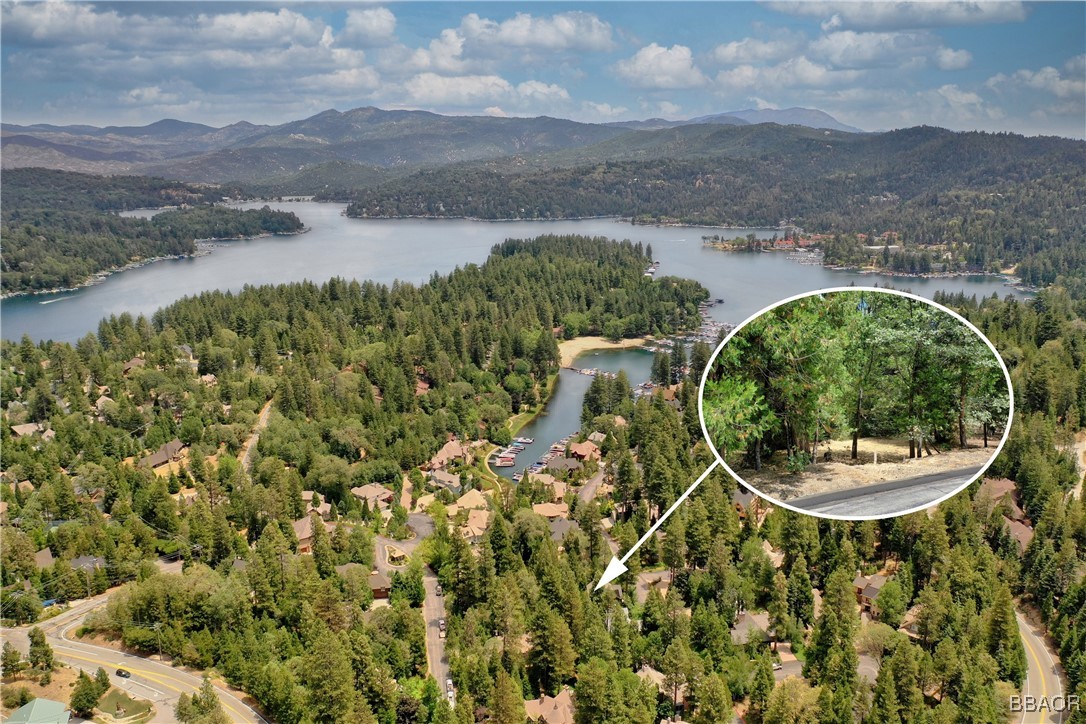 27513 Meadow Bay Drive Property Photo 10