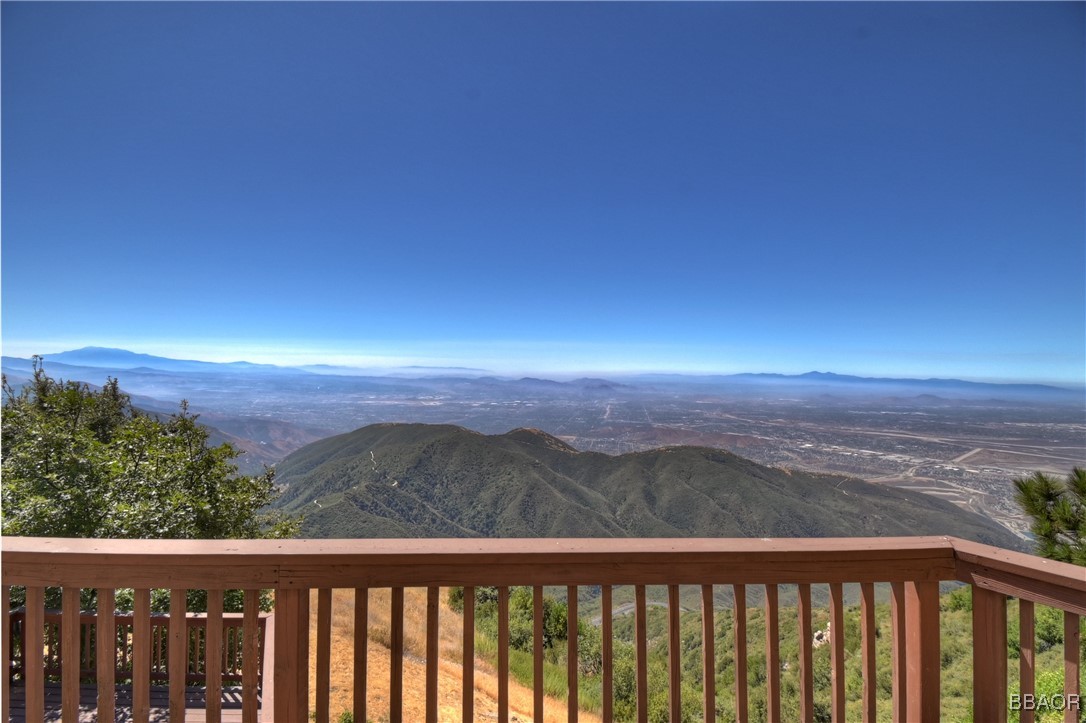 22665 Valley View Drive Property Photo 6