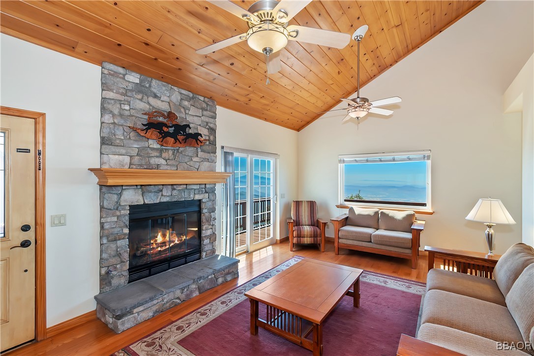 22665 Valley View Drive Property Photo 10