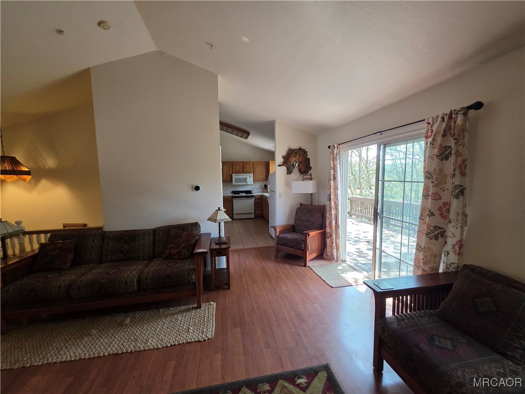 26478 Thunderbird Drive Property Photo 15