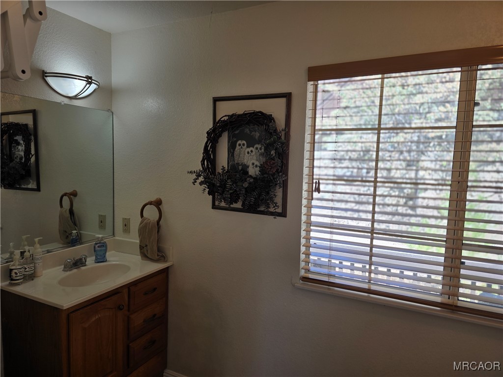 26478 Thunderbird Drive Property Photo 24