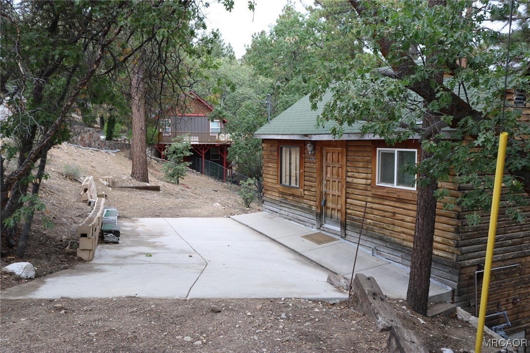 1247 Piney Ridge Place Property Photo 3