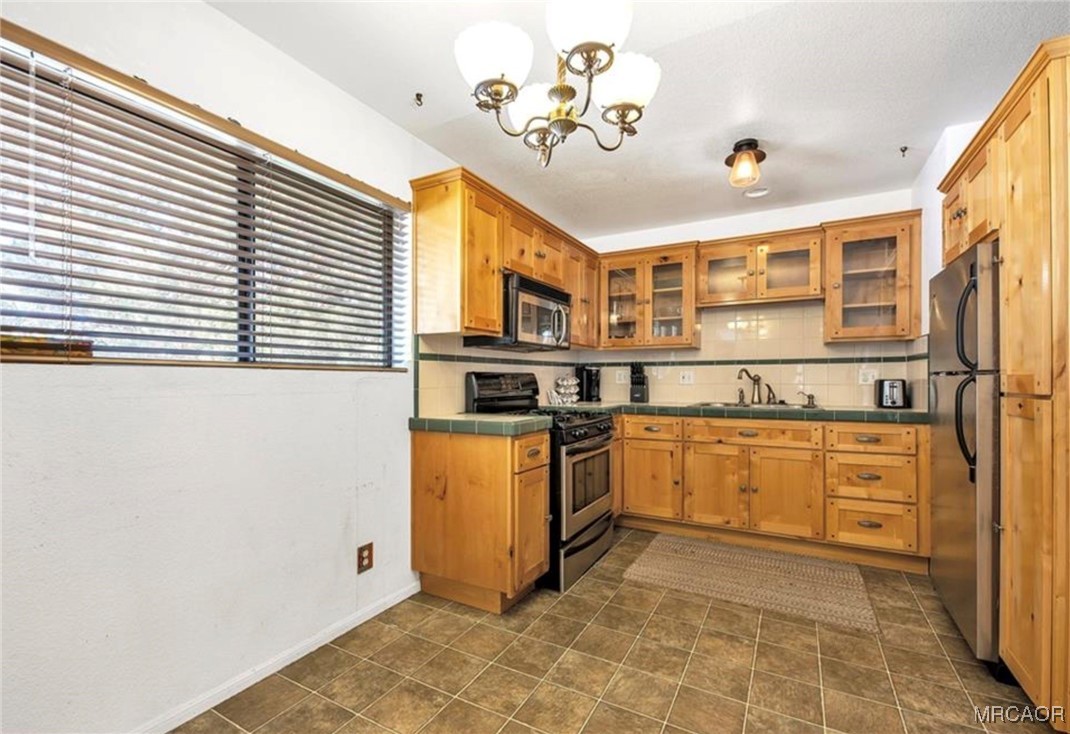 40143 Big Bear Boulevard Property Photo 17