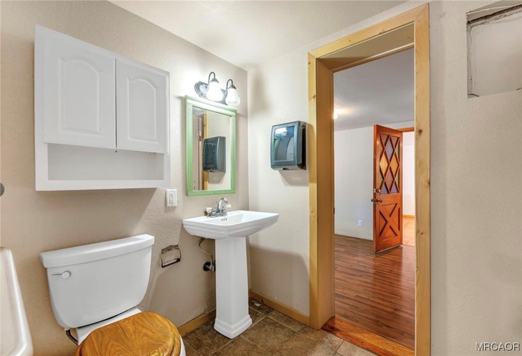 40143 Big Bear Boulevard Property Photo 18