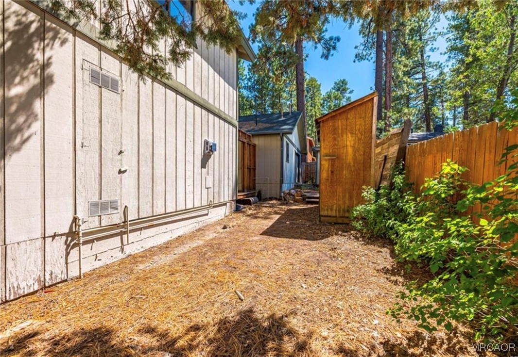 40143 Big Bear Boulevard Property Photo 26