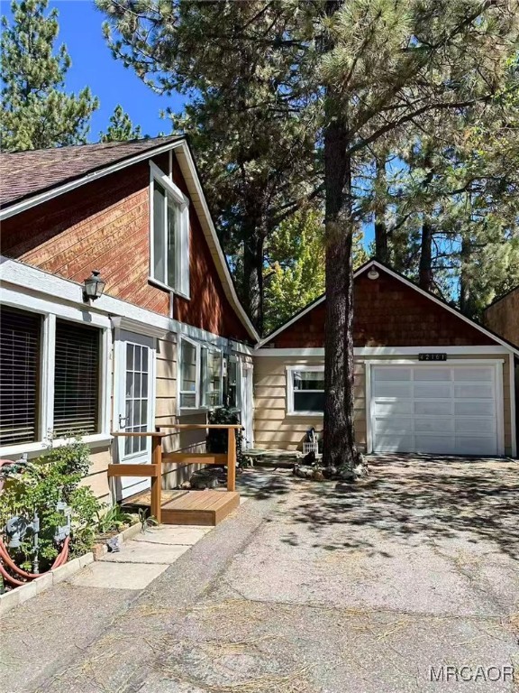 42161 Big Bear Boulevard Property Photo 2