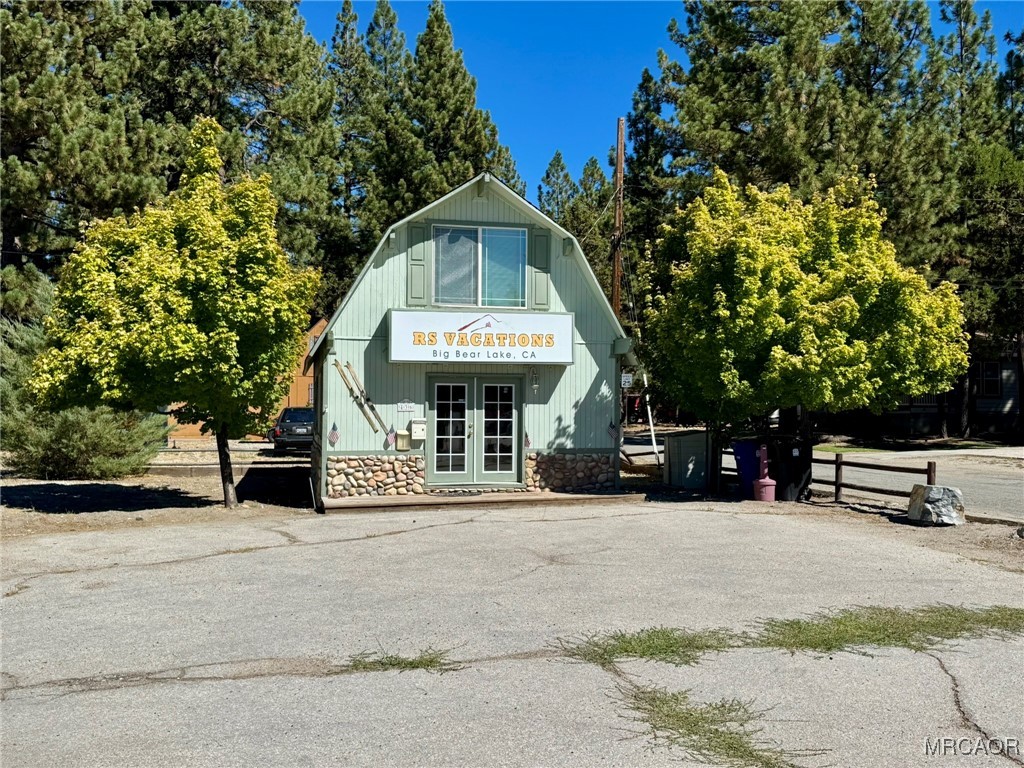 436 West Big Bear Boulevard Property Photo 15