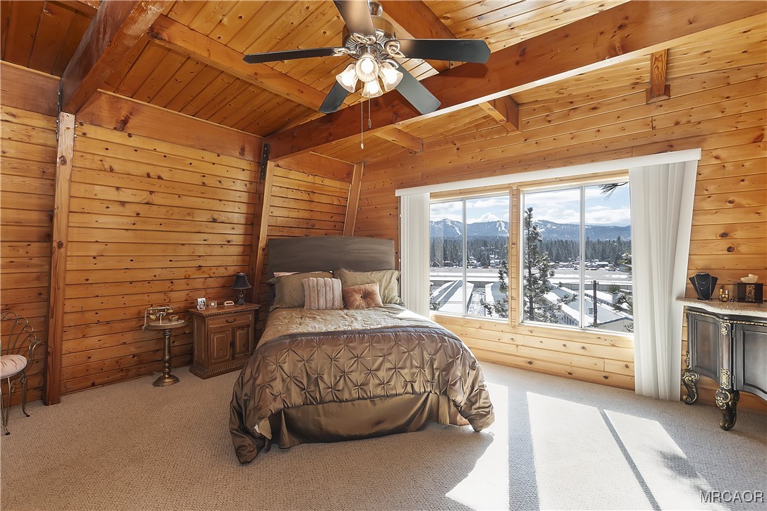1004 White Mountain Drive Property Photo 14