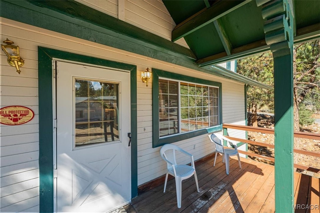 1093 Snow Ridge Road Property Photo 9