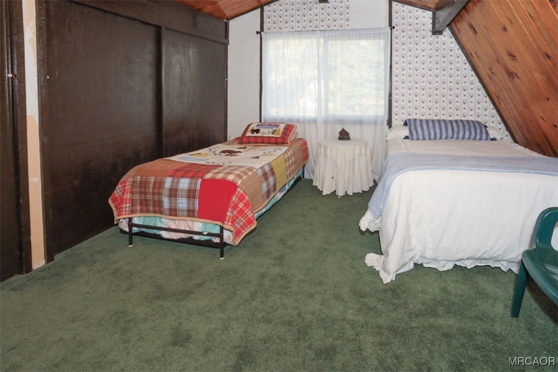 1060 Sierra Avenue Property Photo 24